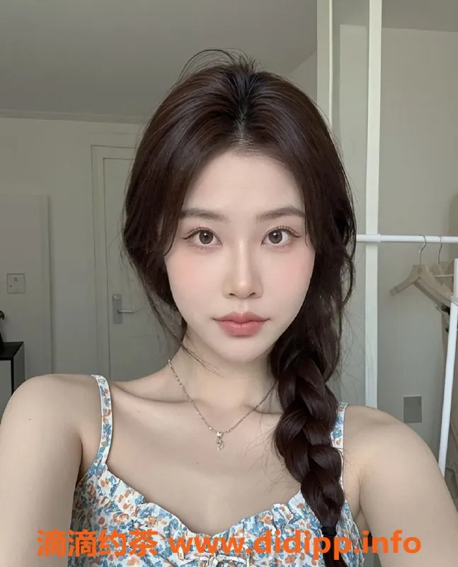 杭州上门服务-26岁橙子老师，171C美腿气质女友，推、69服务超值体验