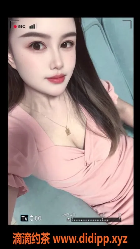 厦门楼凤-湖里小婷，高挑大胸少妇，初来厦门只需69