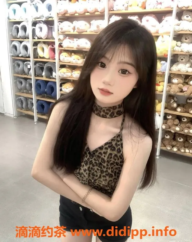 广州楼凤-番禺嫩妹小诺，700元视频验证专享服务