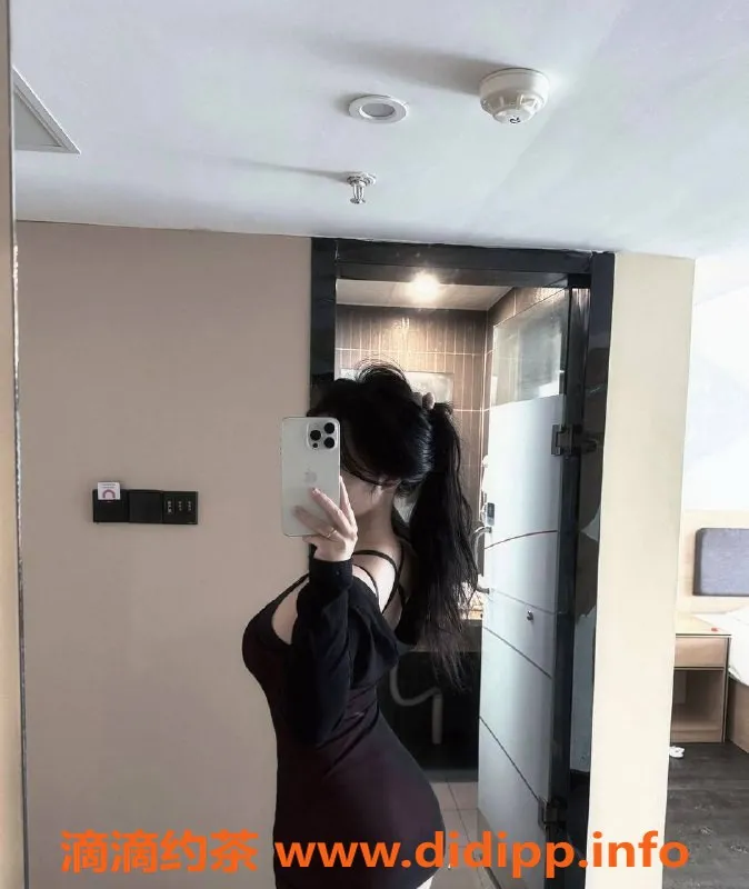 广州楼凤-白云宝贝，800元私聊，体验不一样的服务