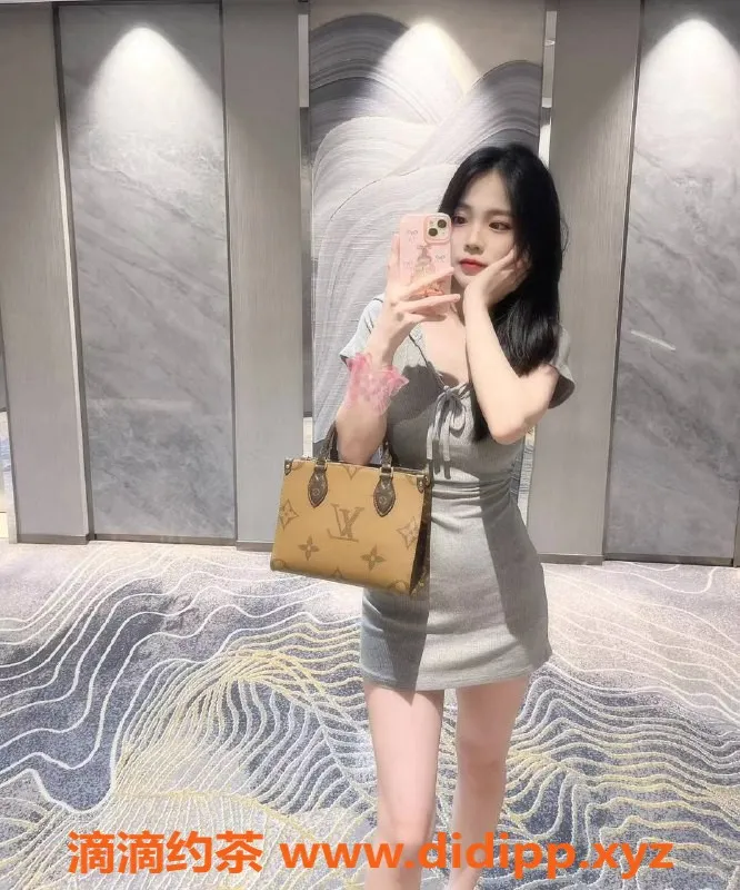 广州楼凤-白云#小妮，嫩妹上门鸳鸯浴，10P超值体验