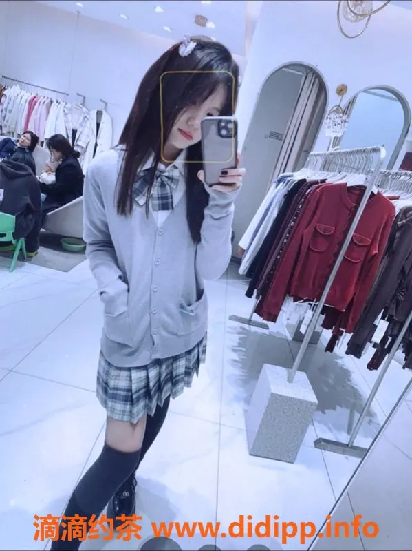 广州楼凤-广佛依依，嫩妹舌吻20PP服务