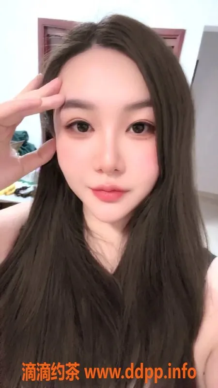 广州楼凤-天河巨乳可儿173cm，36F丰满型御姐