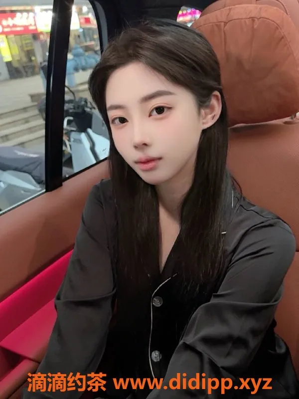 广州楼凤-白云金沙洲林依依，8P嫩妹双飞服务热卖！