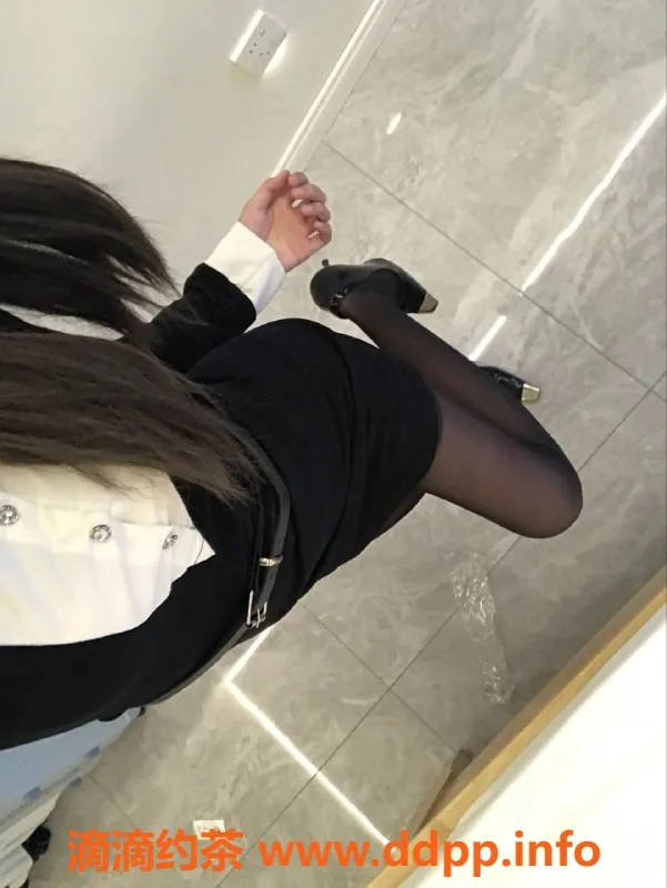 成都楼凤-成都雯雯，18岁嫩妹，600p体验快感！