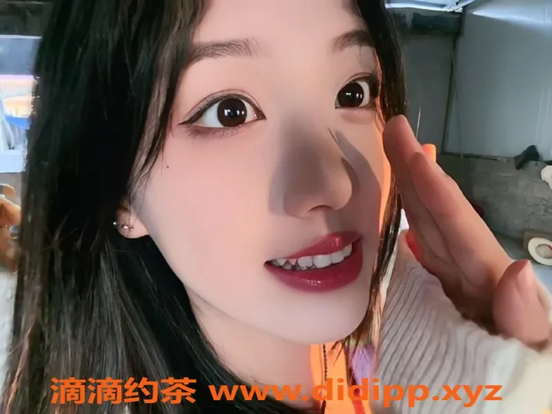 重庆楼凤-江北小欣，165CM，25岁全套服务！