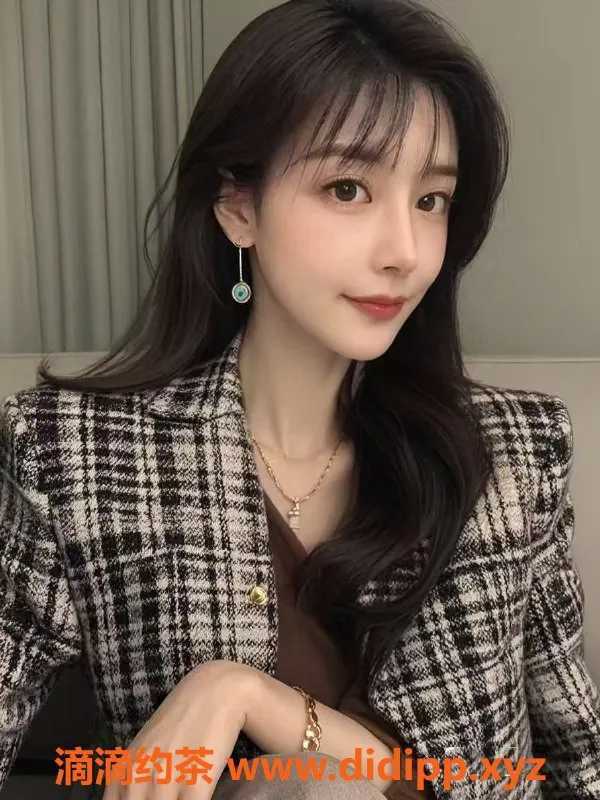 成都楼凤-成都青青20岁，身高165，900元/60分钟