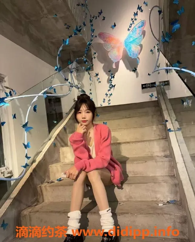 厦门楼凤-湖里五缘湾嫩妹小江，已验舌吻69