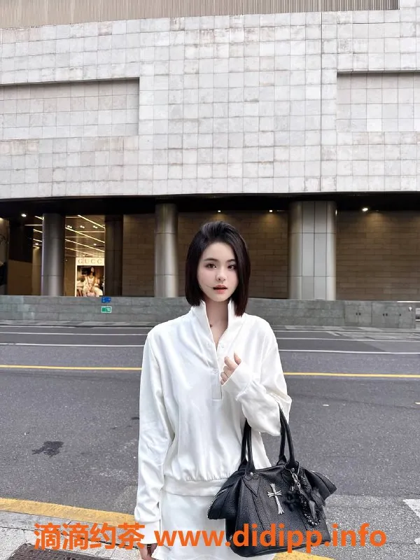 广州楼凤资源信息,天河Mico，性感御姐，鸳鸯浴等你体验！