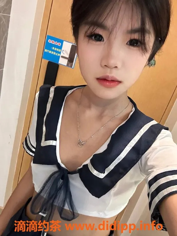 成都楼凤-成华区小土豆，18岁高挑大长腿，550起