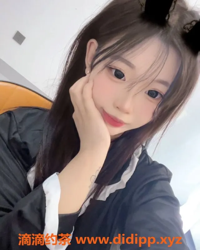 郑州楼凤资源信息,郑州小芳，18岁，身高163，8元洗澡体验