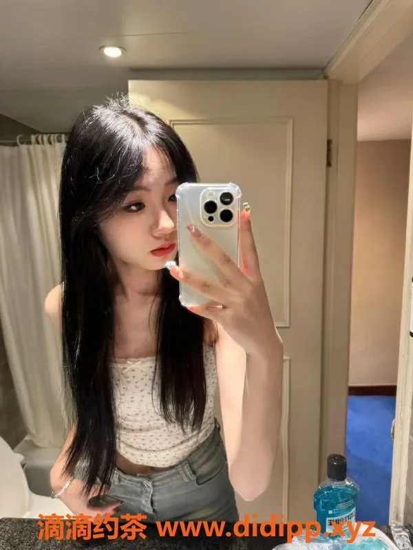 广州楼凤-白云清湖娜娜，18岁168cm，34C，茶费优惠