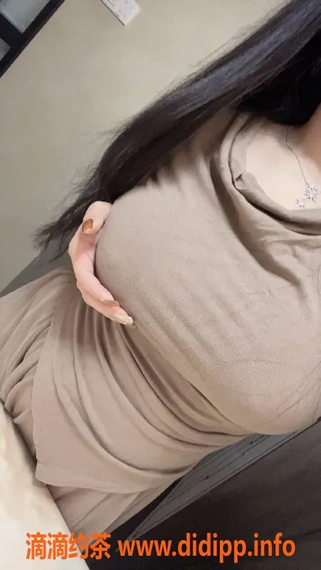 成都楼凤资源信息,武侯区御姐小玉，160cm大奶型，5p畅玩！