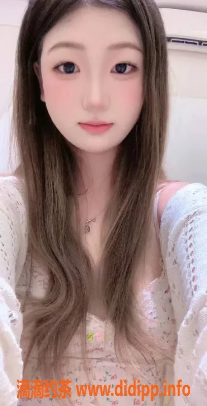 广州楼凤-天河小七，800p嫩妹69技艺超赞