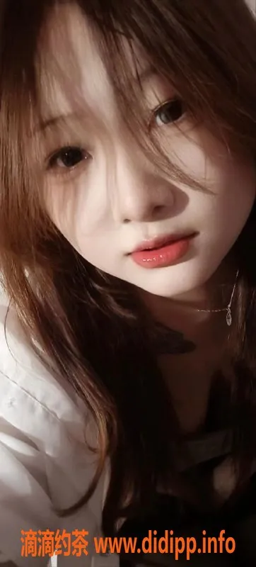 杭州楼凤-上城雨晴，18岁C杯尤物，600元45分钟服务