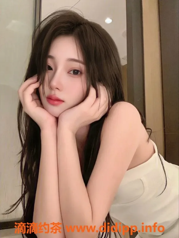 广州楼凤-天河御姐娇娇，13P鸳鸯浴，享受舌吻服务！