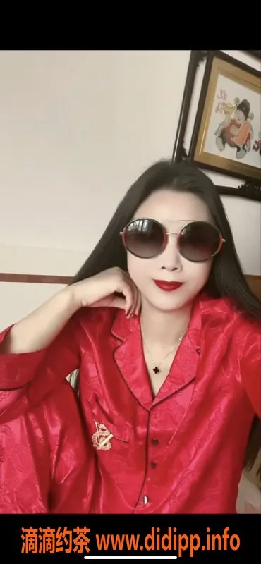 深圳楼凤资源信息,福田蔓琳30岁，身高165cm，深受欢迎，全套服务仅500元