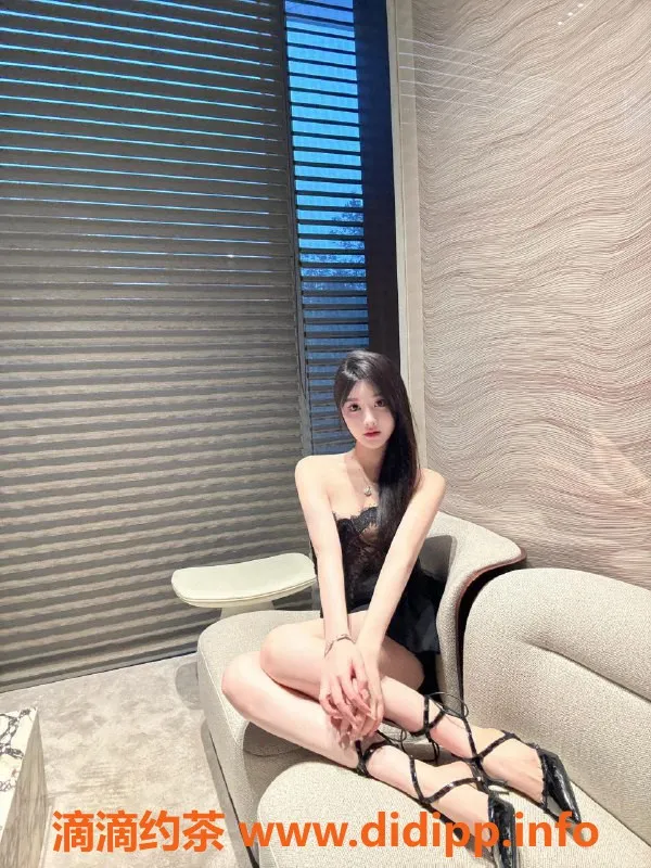 广州楼凤-天河御姐琪琪，夜课12P大胸舌吻服务