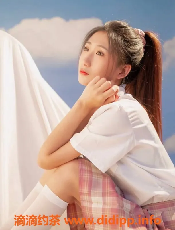 厦门楼凤-厦门思明区栗吱吱，168cm身高，600元起享私密服务