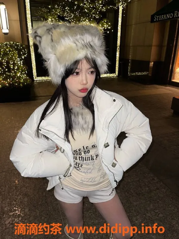 杭州楼凤-下沙小海，1000P服务，工兵福利0660名！