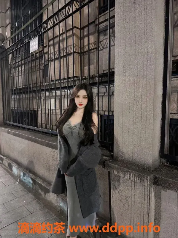 深圳楼凤资源信息,南山美艳JK秘书，168CM完美身材，诱惑体验等你来！