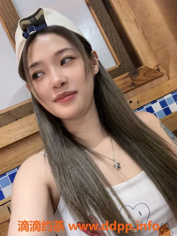 广州楼凤资源信息,白云小四，25岁166cm美女，服务舒适