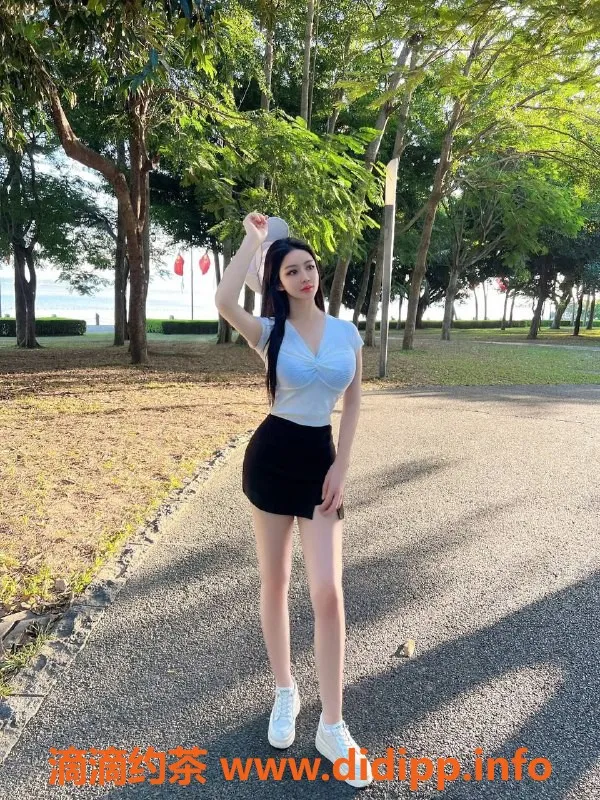 深圳楼凤资源信息,龙华白漂亮，颜值