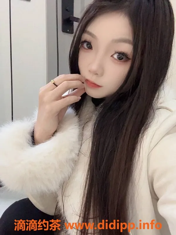 广州楼凤资源信息,广州海珠小芒果，停车700起，服务好评如潮