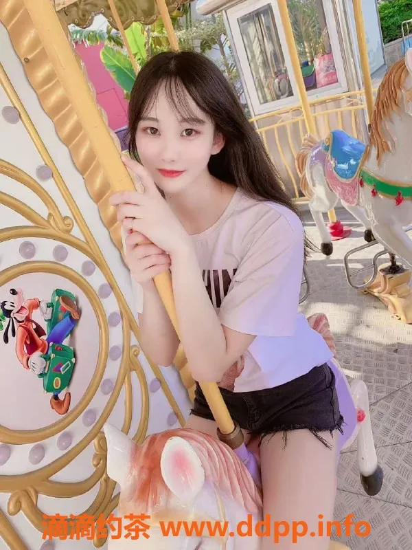 广州楼凤-天河嫩妹萱萱，6P鸳鸯浴，绝对大长腿！