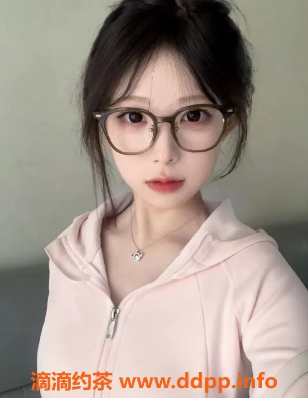 北京楼凤-朝阳新人乔伊儿，制服魅力只需1200P