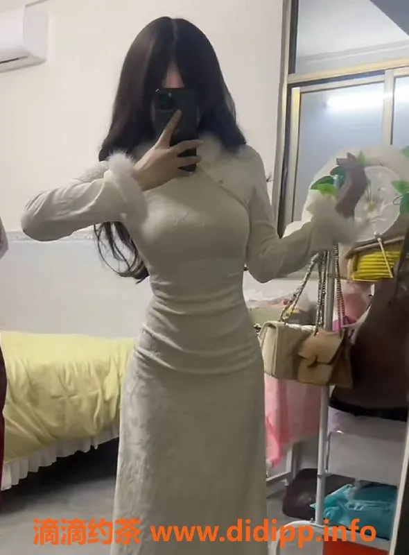 广州楼凤-佛山嫩妹小芒果，鸳鸯浴仅7P，快来体验！