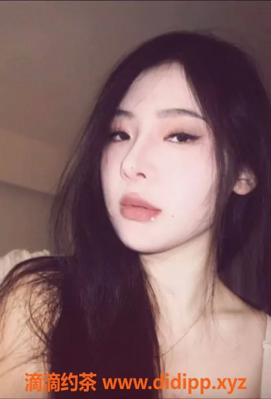 广州楼凤-天河舌钉晴晴，专业69p服务，价格700p起