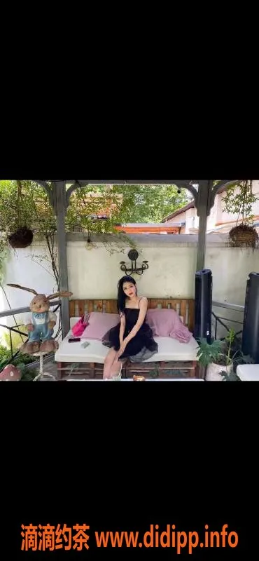 上海楼凤-闵行空姐亚幂，173cm F罩杯，课费1500P