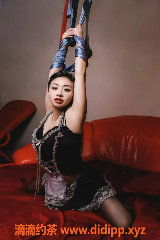 成都楼凤资源信息,成华区4P服务燕子，情趣房尽享乐趣