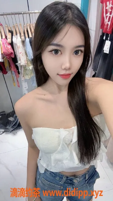 广州楼凤资源信息,天河小妲己，优质洗吹做服务只需700P