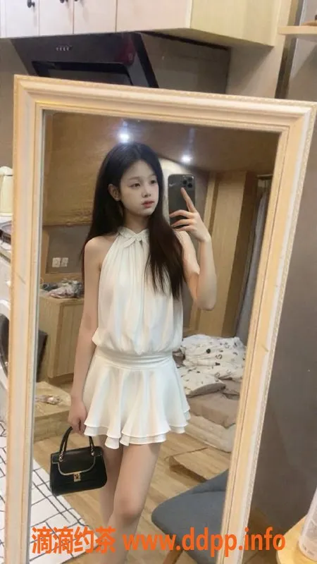 成都楼凤资源信息,成华区小琳，身高170，胸围B，态度很好