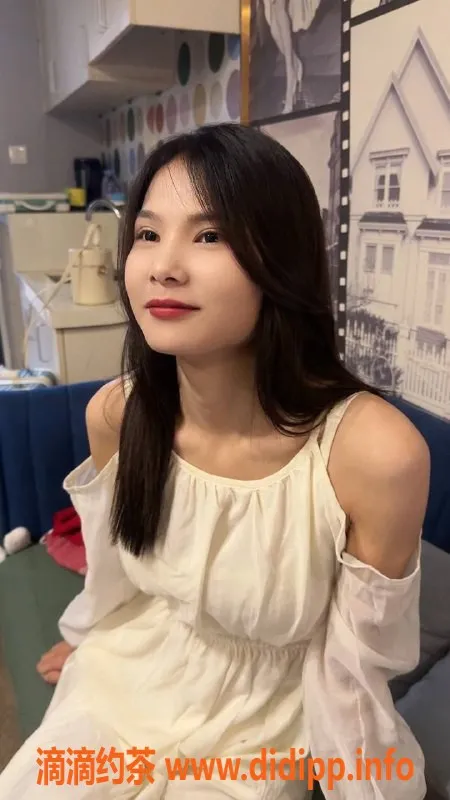 广州楼凤-天河小吖，优质洗吹做已视频验证