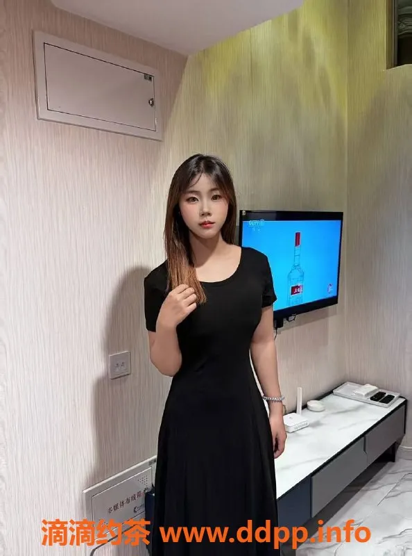 东莞楼凤-大朗嘉瑶，600元激情服务等你来体验！