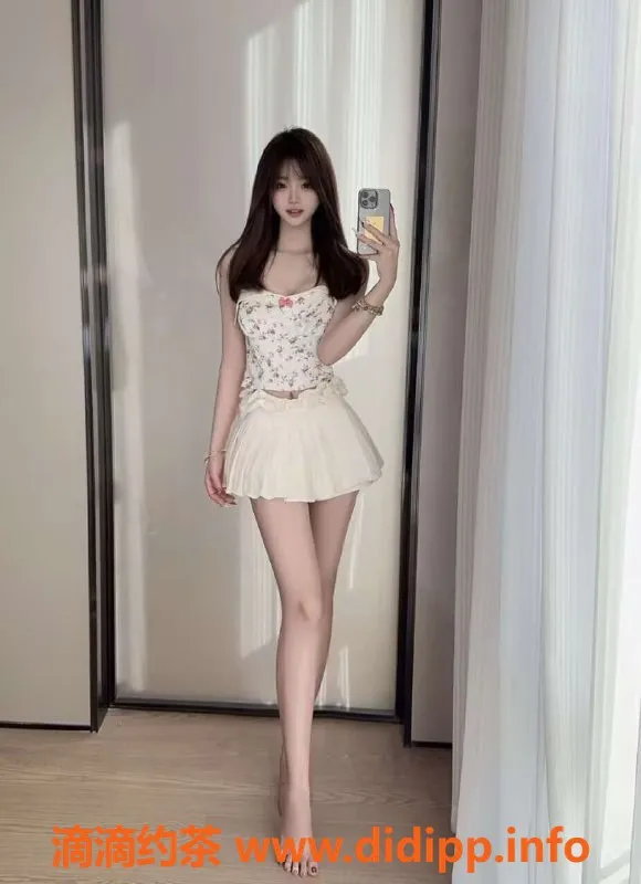 深圳楼凤-宝安夜茶服务 23岁163cm 36D优雅陪伴