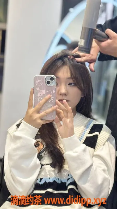 深圳楼凤资源信息,福田米宝，19岁165cm C+++ 性感服务，高性价比！