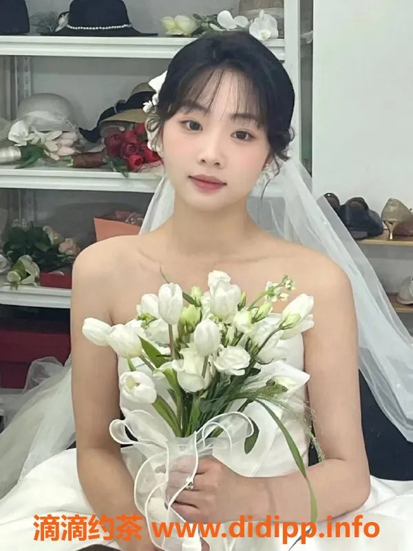 成都楼凤资源信息,成都萝莉学妹甜甜，修车服务超赞！