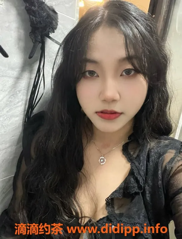 广州楼凤资源信息,番禺小陈 700元体验69p 舌吻服务