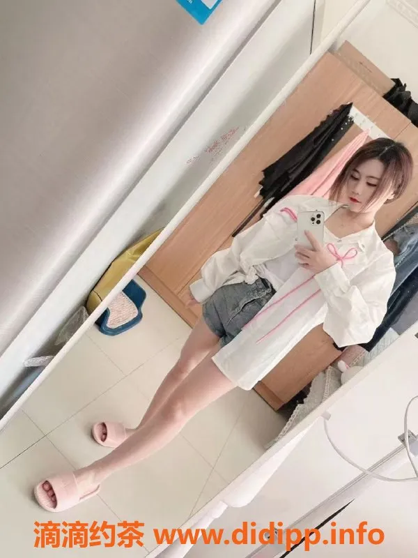 深圳楼凤资源信息,龙岗小雅，22岁，167cm，快餐300，全套400