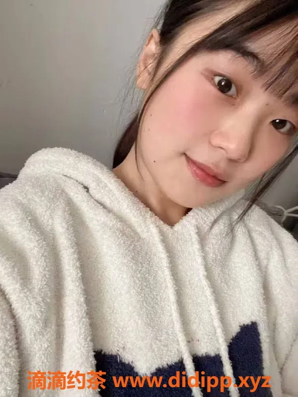 广州楼凤-黄埔嫩妹禾绮，600元视频验证！