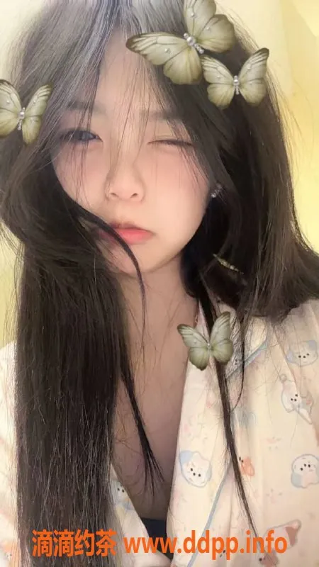 长沙楼凤-岳麓区雅雅，162cm，18岁，B+杯，服务超棒！