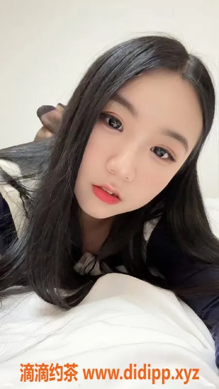 广州楼凤-番禺小慧嫩妹，600元舌吻P服务