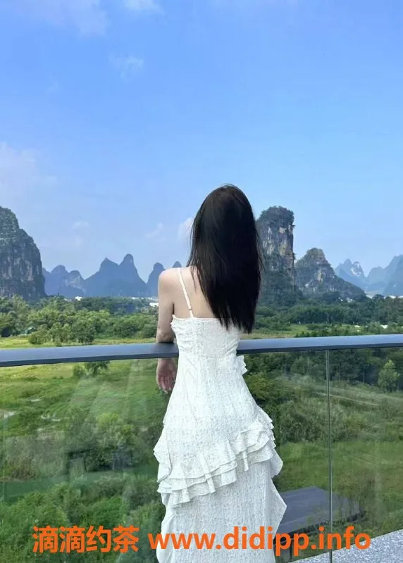 广州楼凤资源信息,佛山小书婷，蛇吻服务，800起