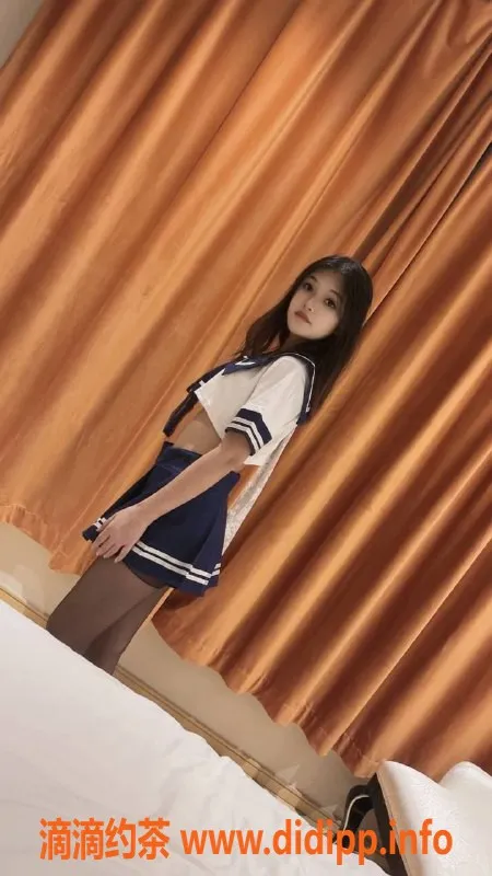 广州楼凤-天河小白狐，600元洗吹做，夜课服务等你来体验！