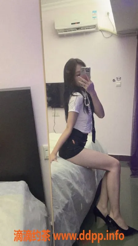 广州楼凤-海珠嫩妹可儿，7P夜课舌吻体验