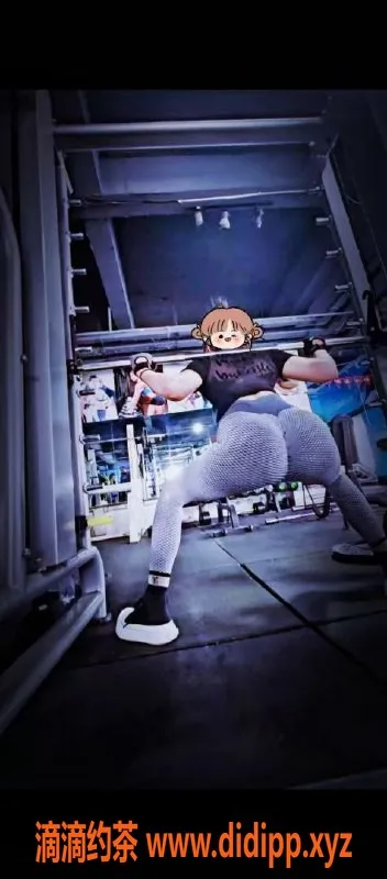 成都楼凤-高新区蜜桃御姐，身材超赞，8P性价比高